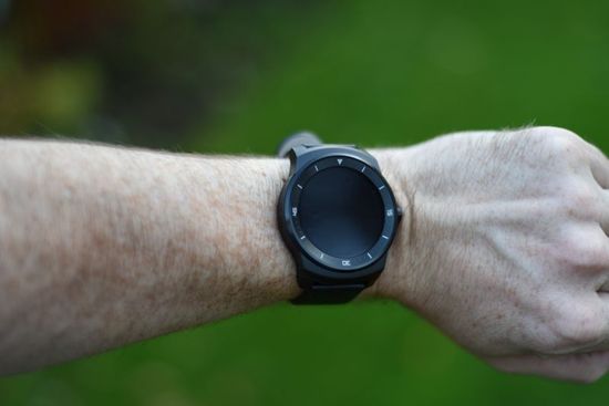 LG G Watch R詳測：Moto 360的強(qiáng)勁對(duì)手 智能手表 G Watch R Android Wear LG 智能手表  第2張